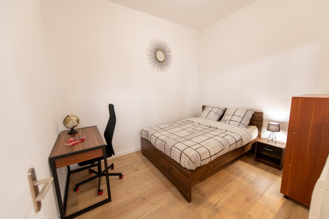 Kasa Loft Centre 2 - Wifi Et Tv - Confortable Et Stationnement Gratuit A Proximite Saint-Etienne  Exteriér fotografie