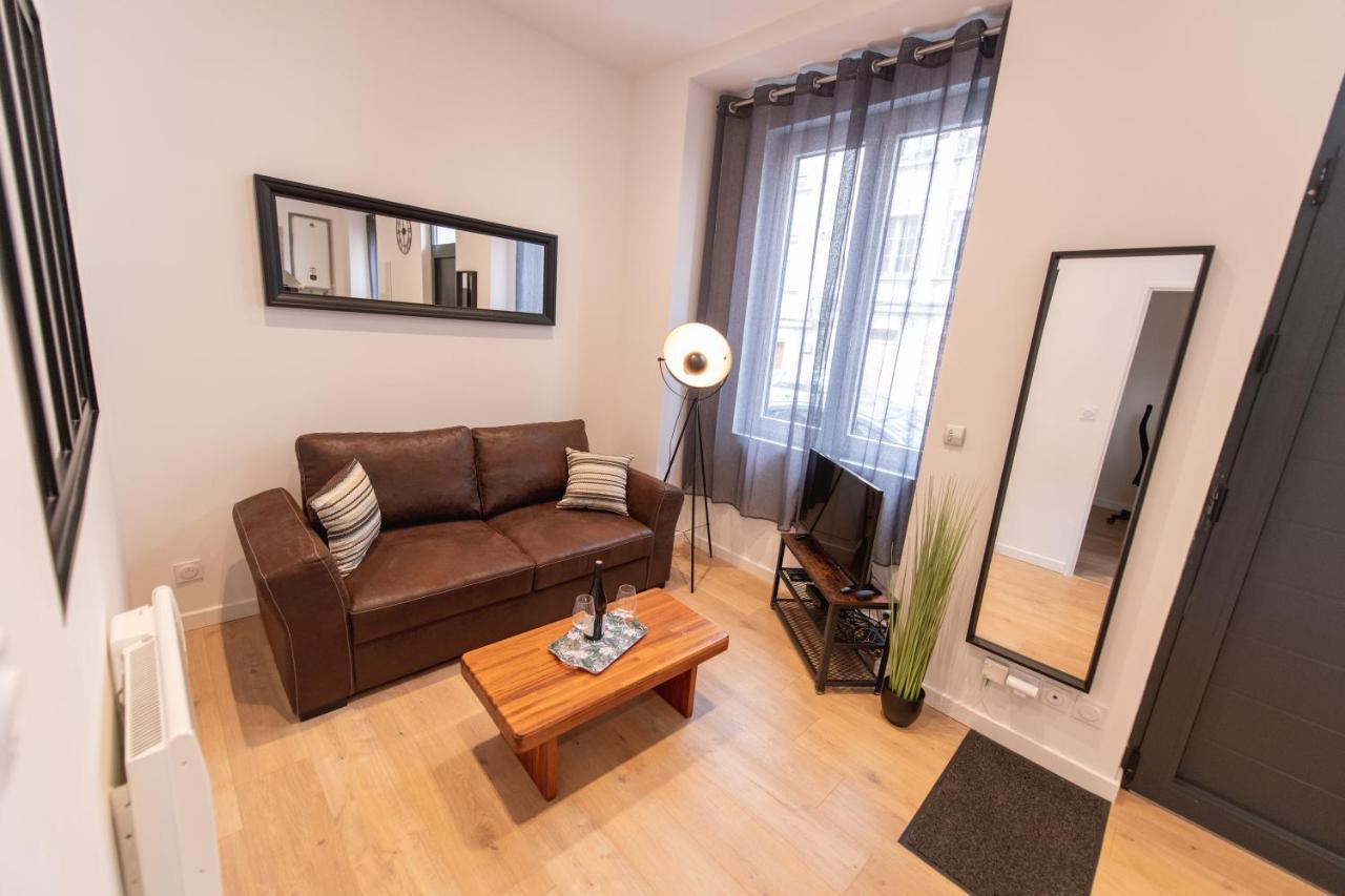 Kasa Loft Centre 2 - Wifi Et Tv - Confortable Et Stationnement Gratuit A Proximite Saint-Etienne  Exteriér fotografie